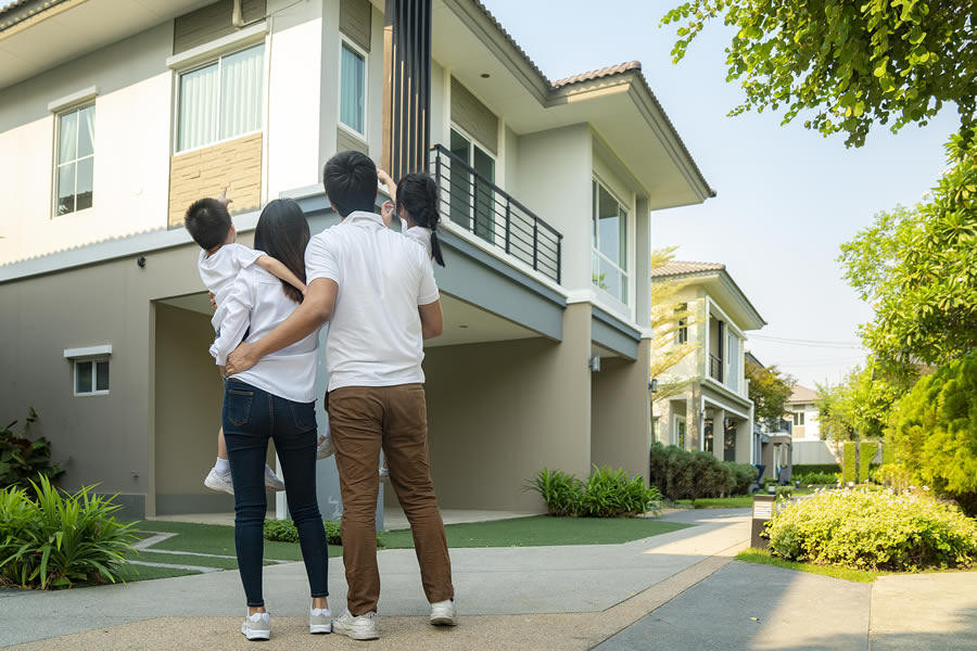 Why Hire Professional Roofers?