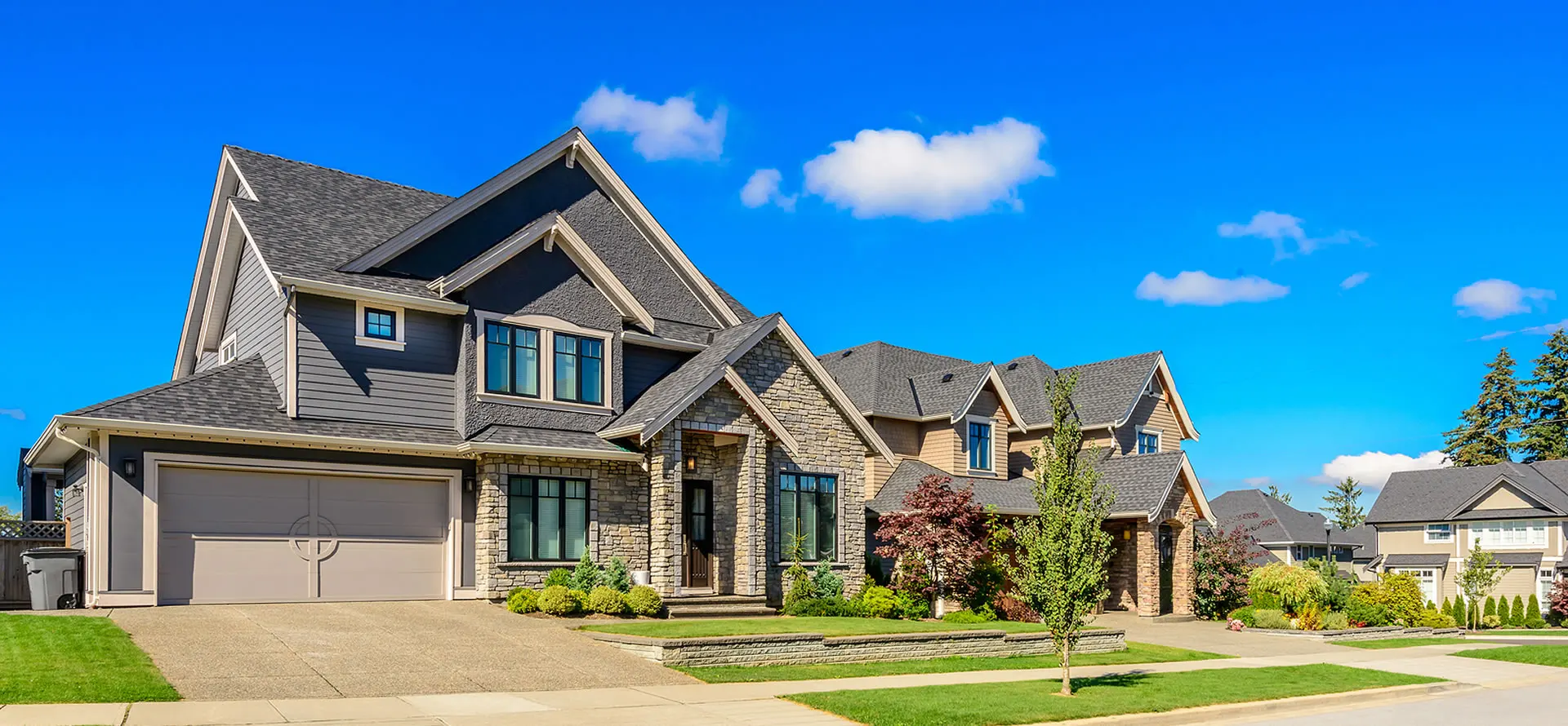 Roofers in  Madison, GA