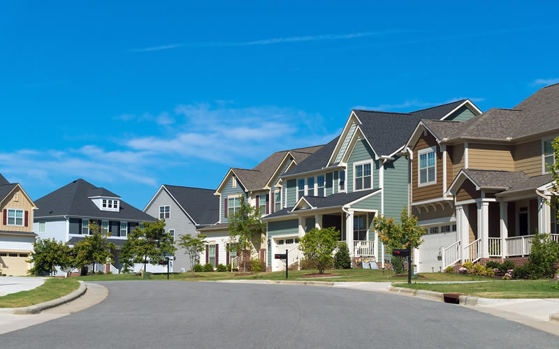 Roofers in  Madison, GA